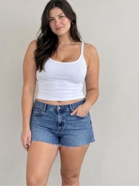 Levi’s Vintage High Rise Denim Shorts Size 18 W34 Mom Jean Cutoff Y2K 90s Grunge